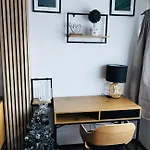 уютни планински с басейн в комплекс алпин лодж Apartamento Bansko