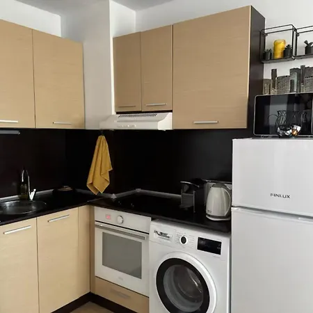 Appartement уютни планински с басейн в комплекс алпин лодж Bansko