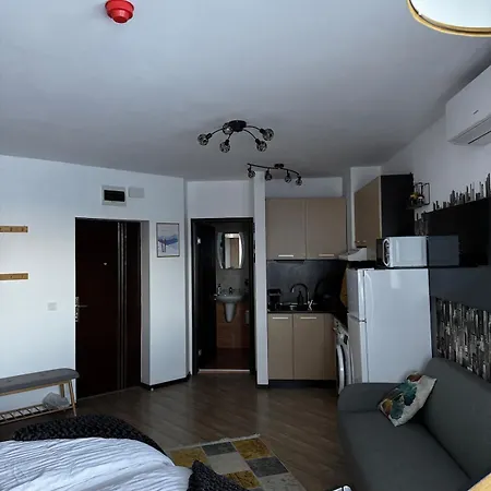 уютни планински с басейн в комплекс алпин лодж Appartement