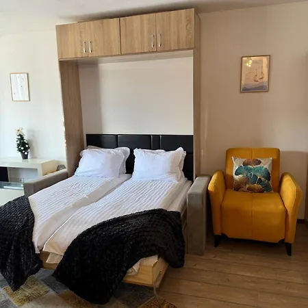 уютни планински с басейн в комплекс алпин лодж * Μπάνσκο