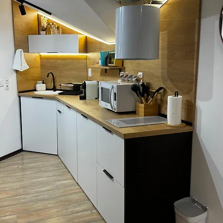 Appartement уютни планински с басейн в комплекс алпин лодж Bansko