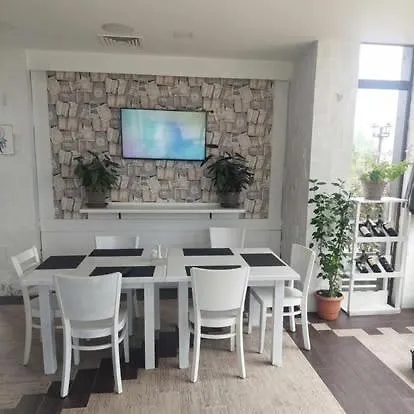 уютни планински с басейн в комплекс алпин лодж Appartement *