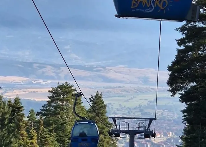 уютни планински с басейн в комплекс алпин лодж Apartment Bansko