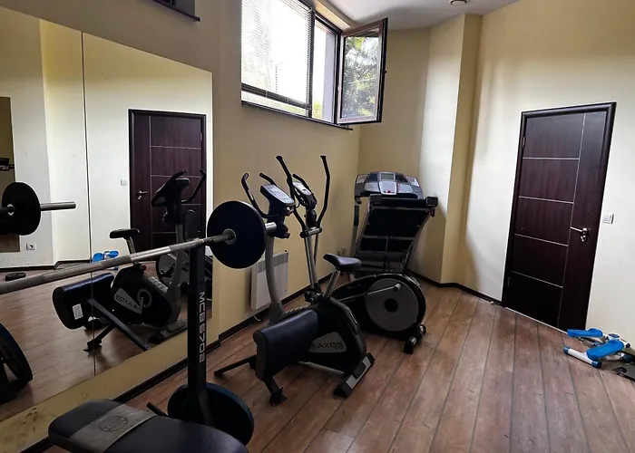 уютни планински с басейн в комплекс алпин лодж Apartment