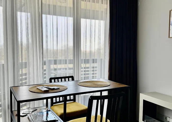 уютни планински с басейн в комплекс алпин лодж Apartment Bansko