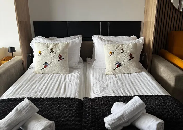 уютни планински с басейн в комплекс алпин лодж *