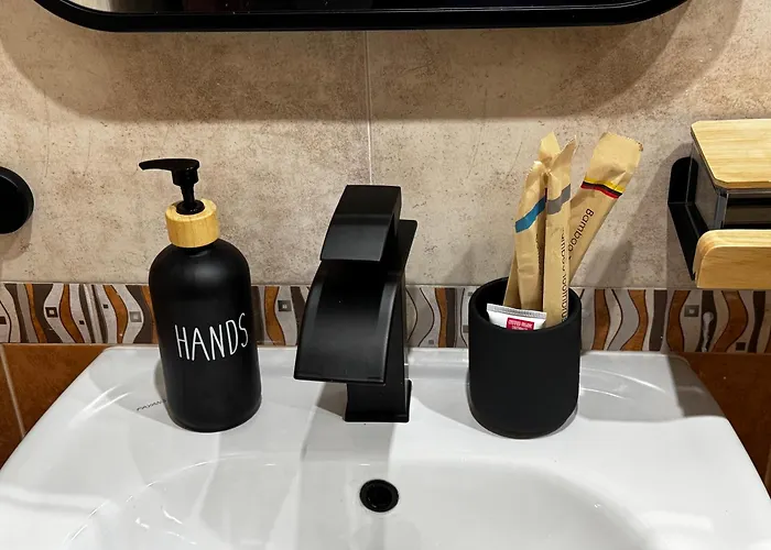 уютни планински с басейн в комплекс алпин лодж Apartment Bansko